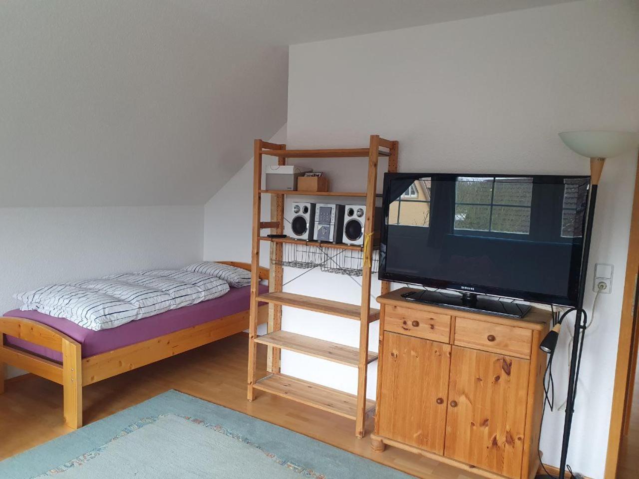 Gemuetliche Ferienwohnung Potsdam Luaran gambar